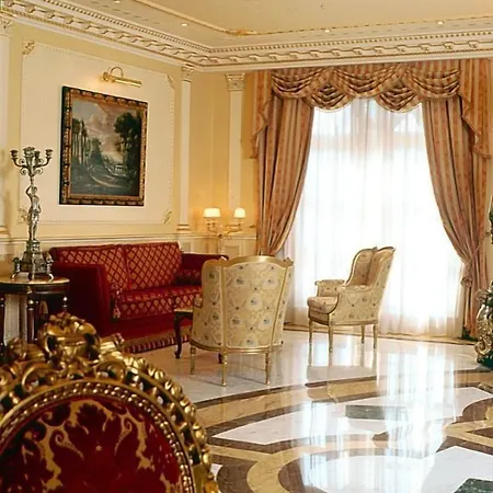 Grand Vanvitelli 4*