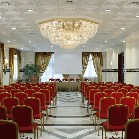 Hotel Grand Vanvitelli