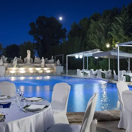 Grand Vanvitelli Hotel