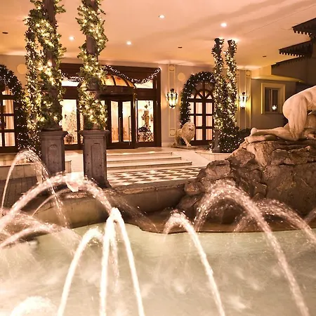 Grand Vanvitelli Hotel