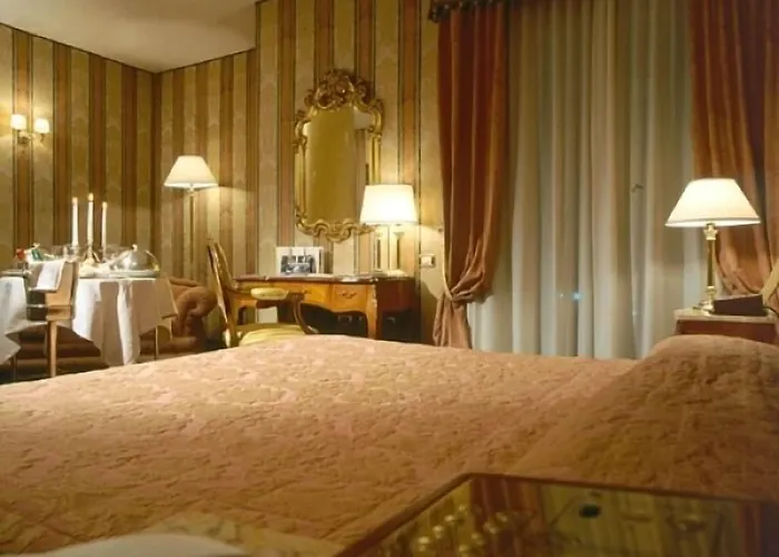 Grand Vanvitelli Hotel 4*