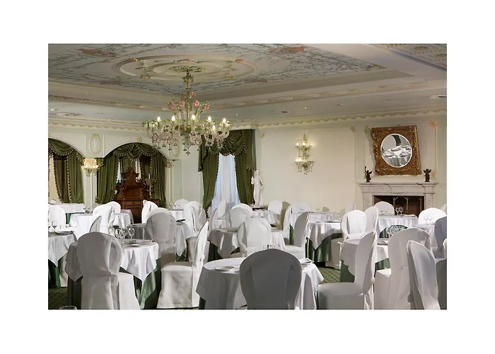 Hotel Grand Vanvitelli 4*