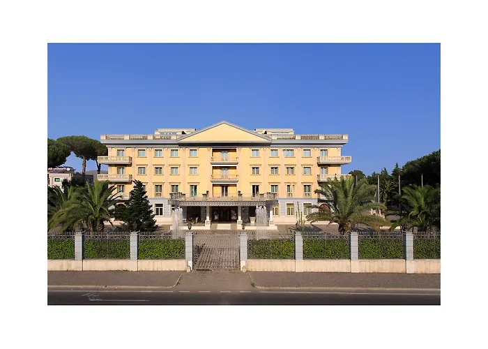 Hotel Grand Vanvitelli