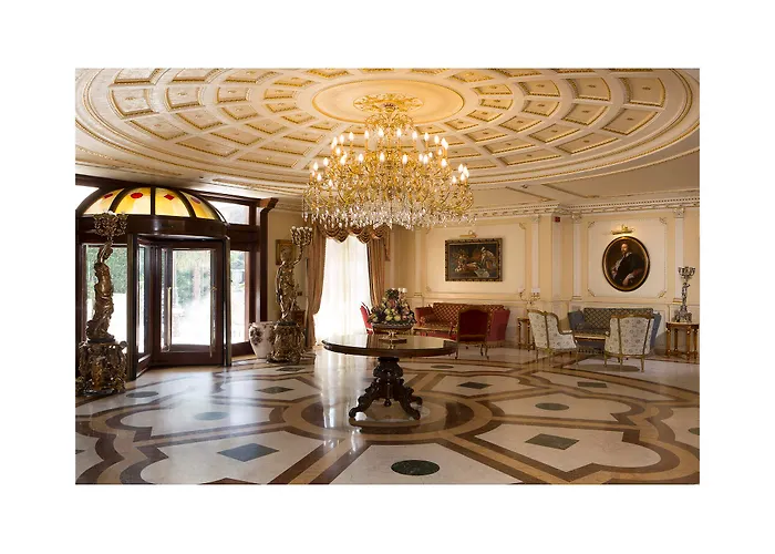 Grand Vanvitelli 4* Caserta