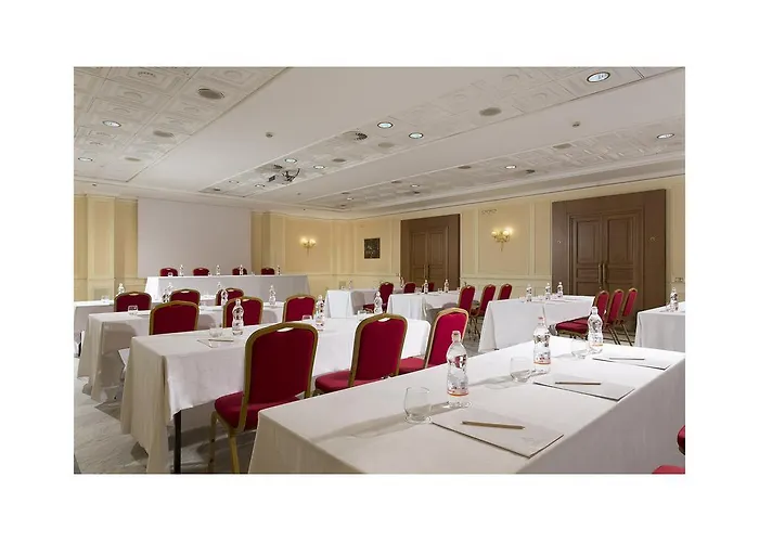 Hotel Grand Vanvitelli 4*